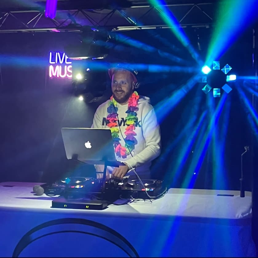 Matly — DJ in Claye-Souilly