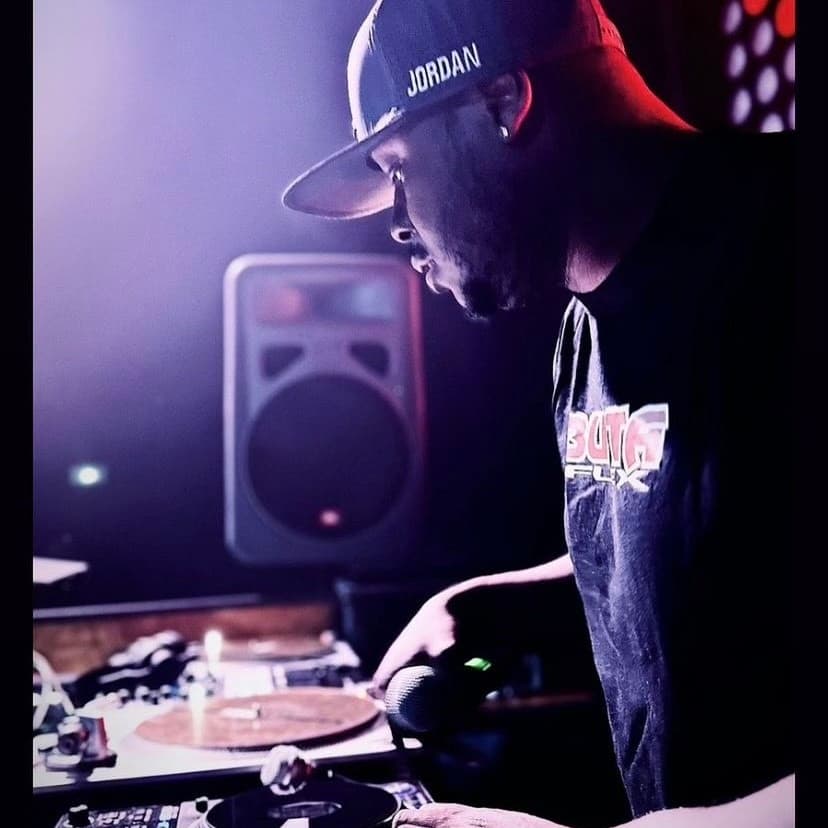 MASTER MIKE — DJ in Rouen