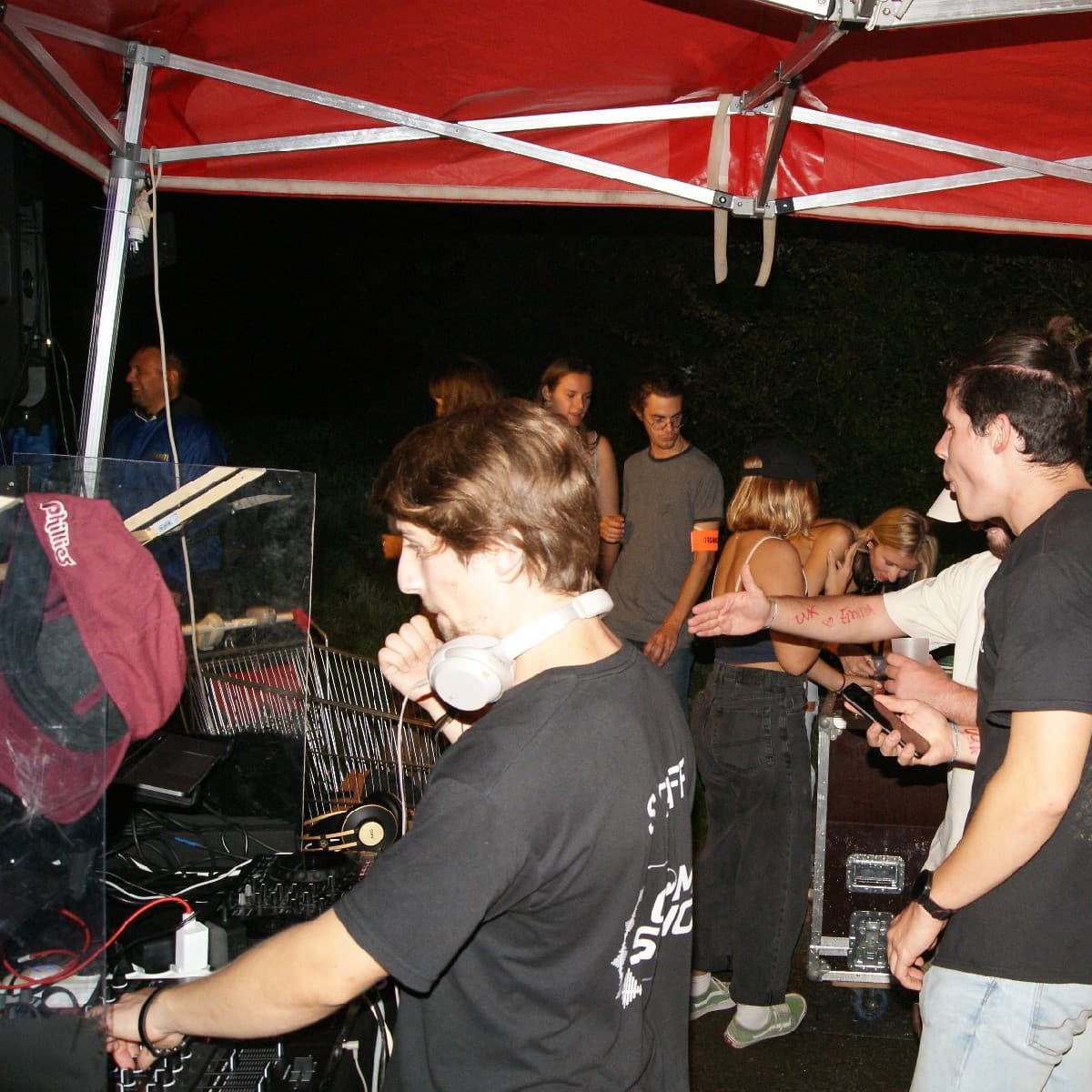 DenZ — DJ in Plailly