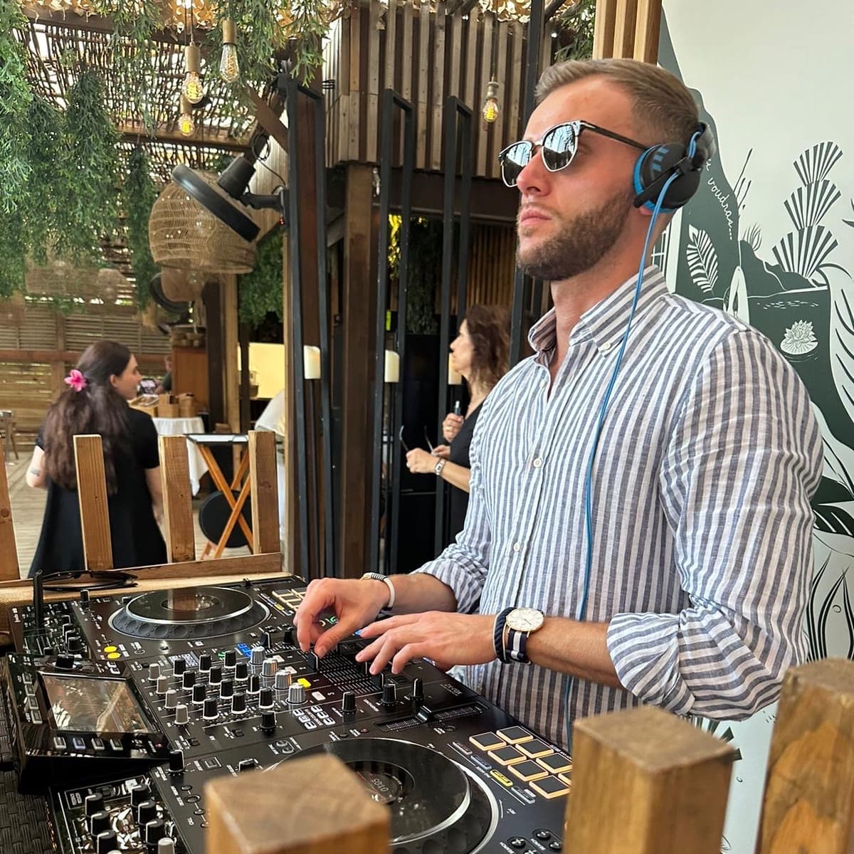 DJ DAN