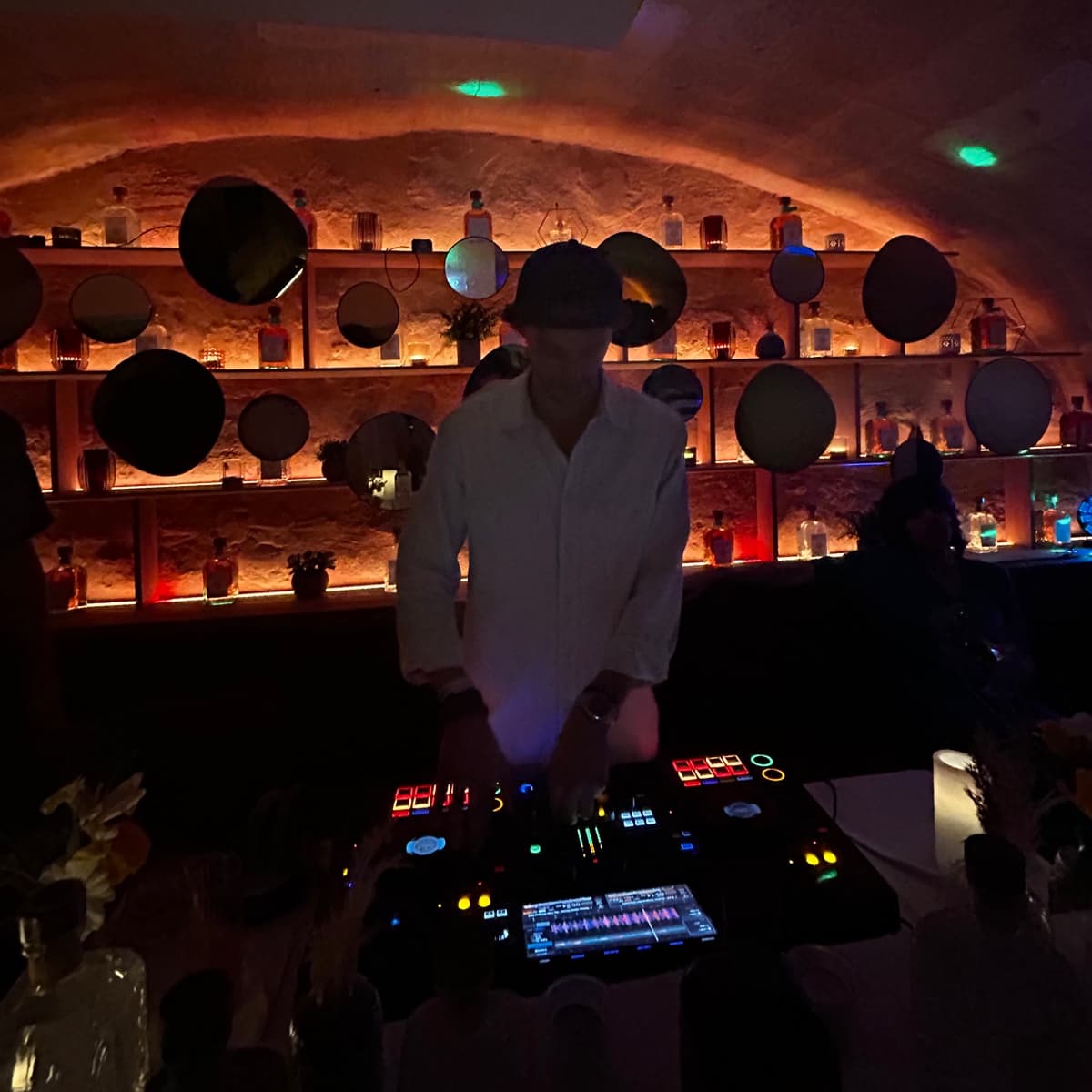 GALLA — DJ in Paris