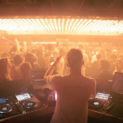 SEA BREEZE — DJ in Cannes