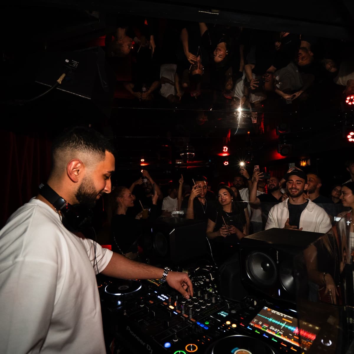 Karl Romanos — DJ in Paris
