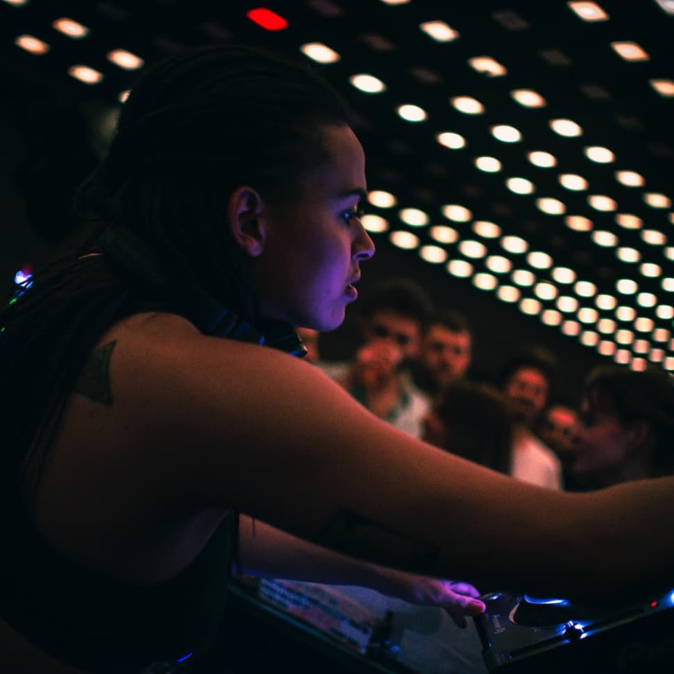 PAVVLICH — DJ in Paris