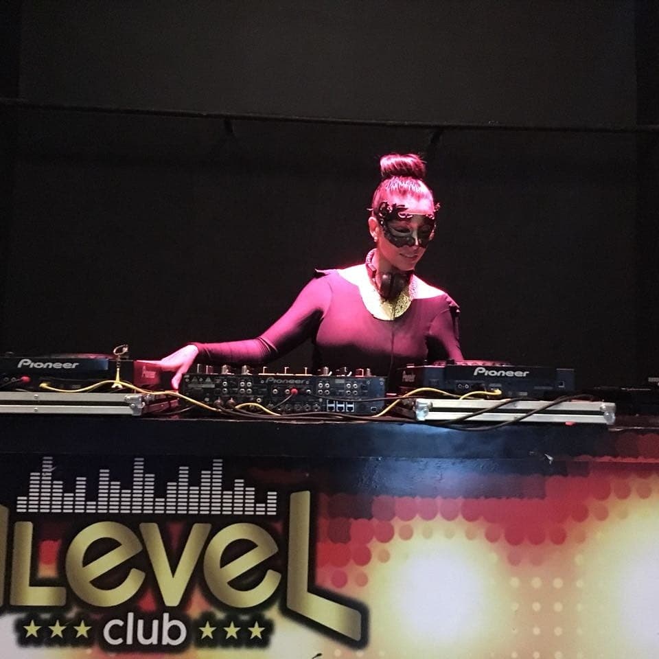 Dj Astúria — DJ in Lamorlaye
