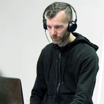 PARTY PEOPLE — DJ in Puteaux