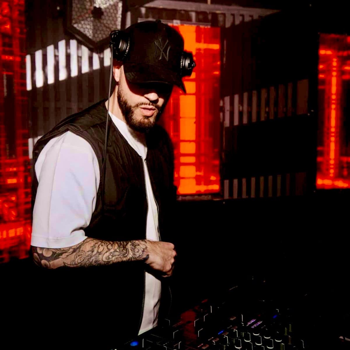 GUY D’ANGELO — DJ in Greater London