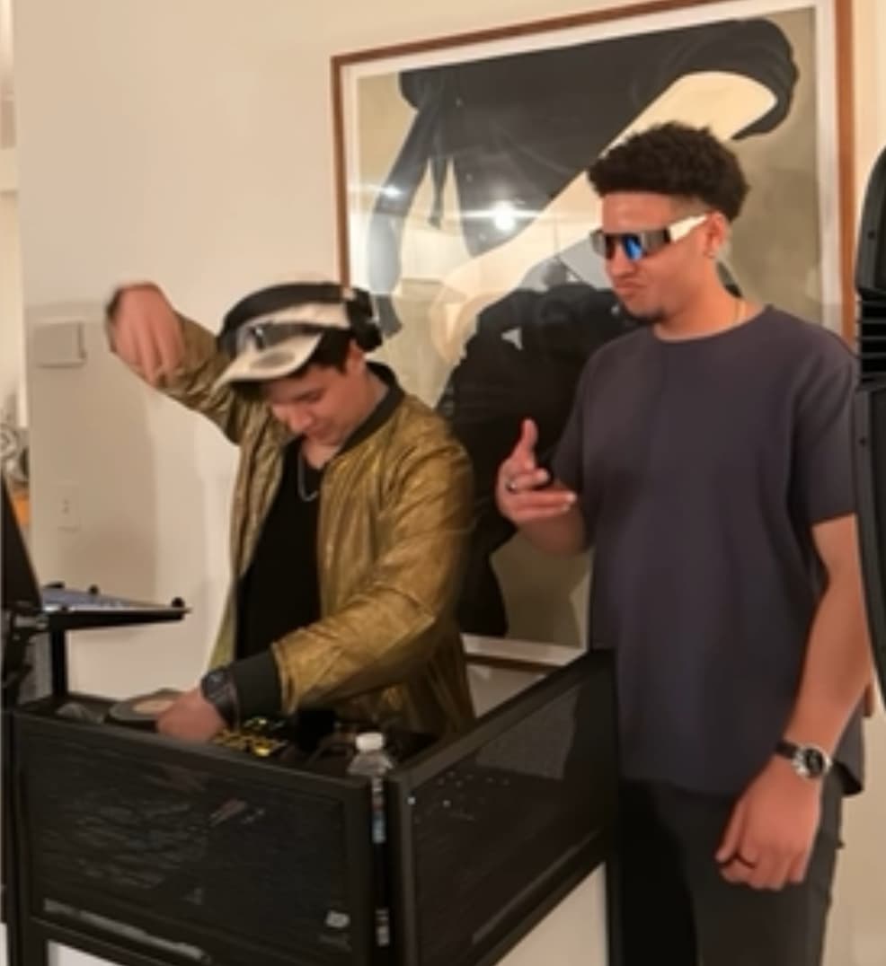 Smiley — DJ in Los Angeles
