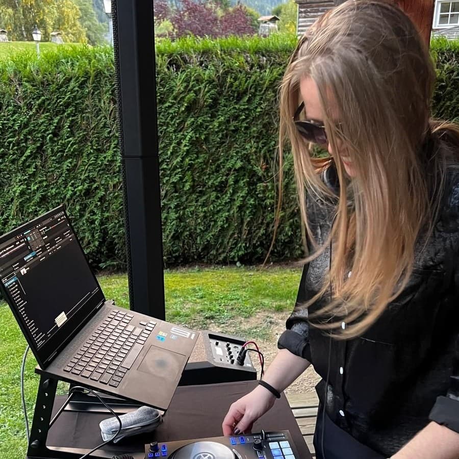 Glue — DJ in Amiens