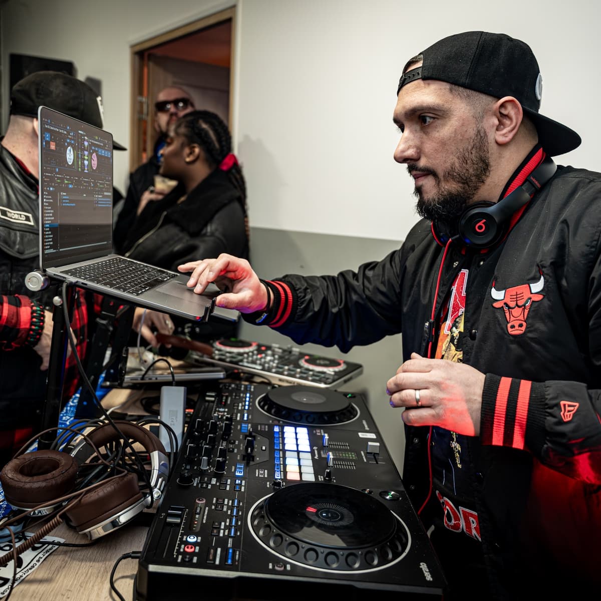 Dj Mikavely — DJ in Lieusaint