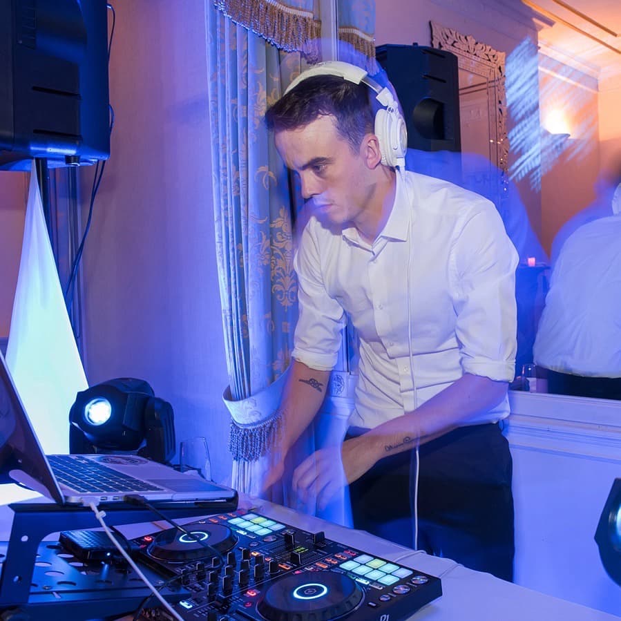 DJ Carl Rushe — DJ in London