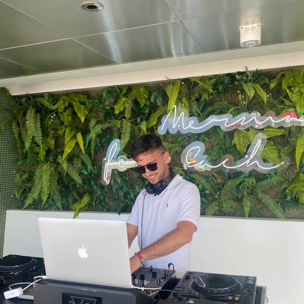 Laspo — DJ in London