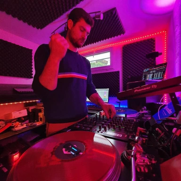 NoLess — DJ in Dieppe