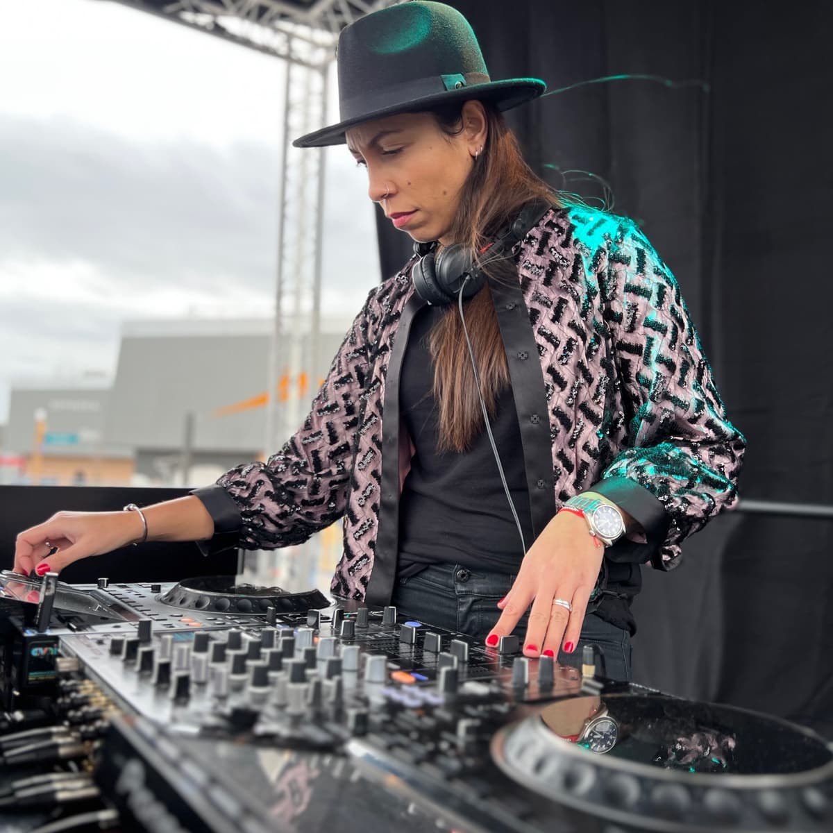 Ness Toria — DJ in Cannes