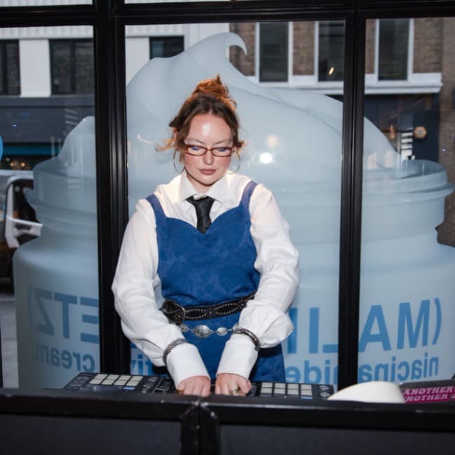 Lixxy — DJ in Greater London