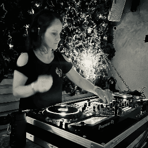 Sonic Angel — DJ in London