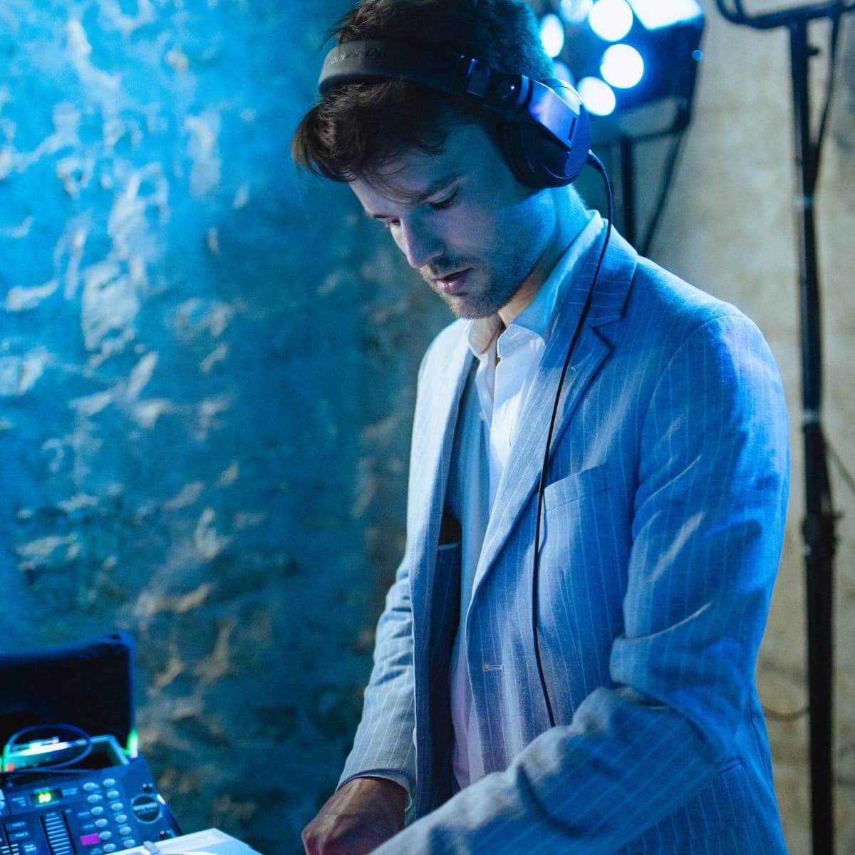 The KLN — DJ in Paris