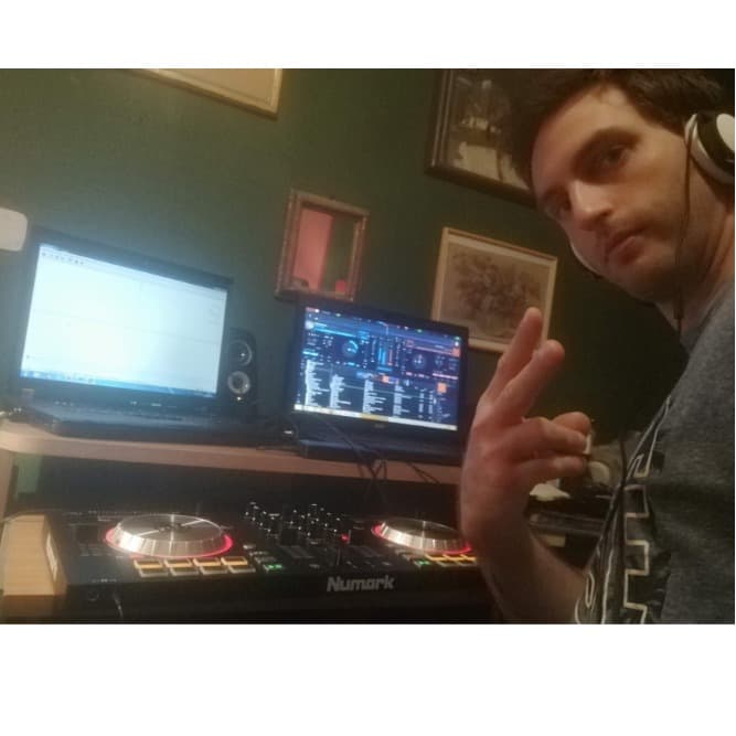 Lyrios — DJ in Butry-sur-Oise