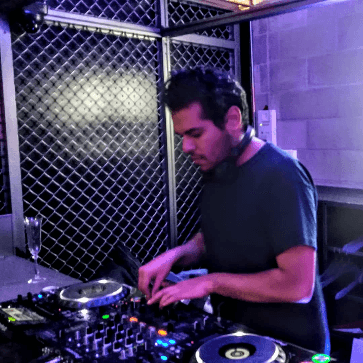 Dani del Comte — DJ in Paris