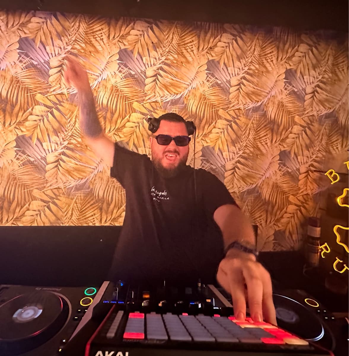 Veyken — DJ in Toulouse