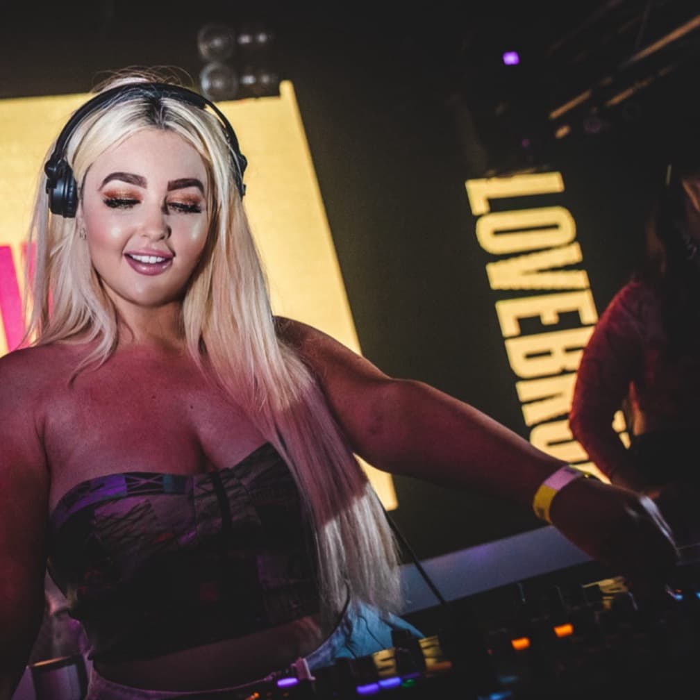 Jodie Weston — DJ in London