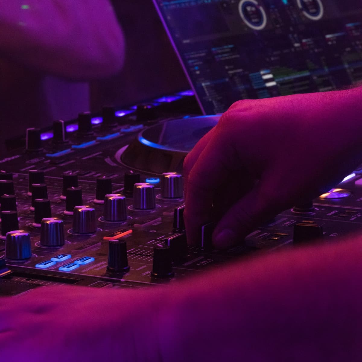 Flo Flux — DJ in Saint-Flour