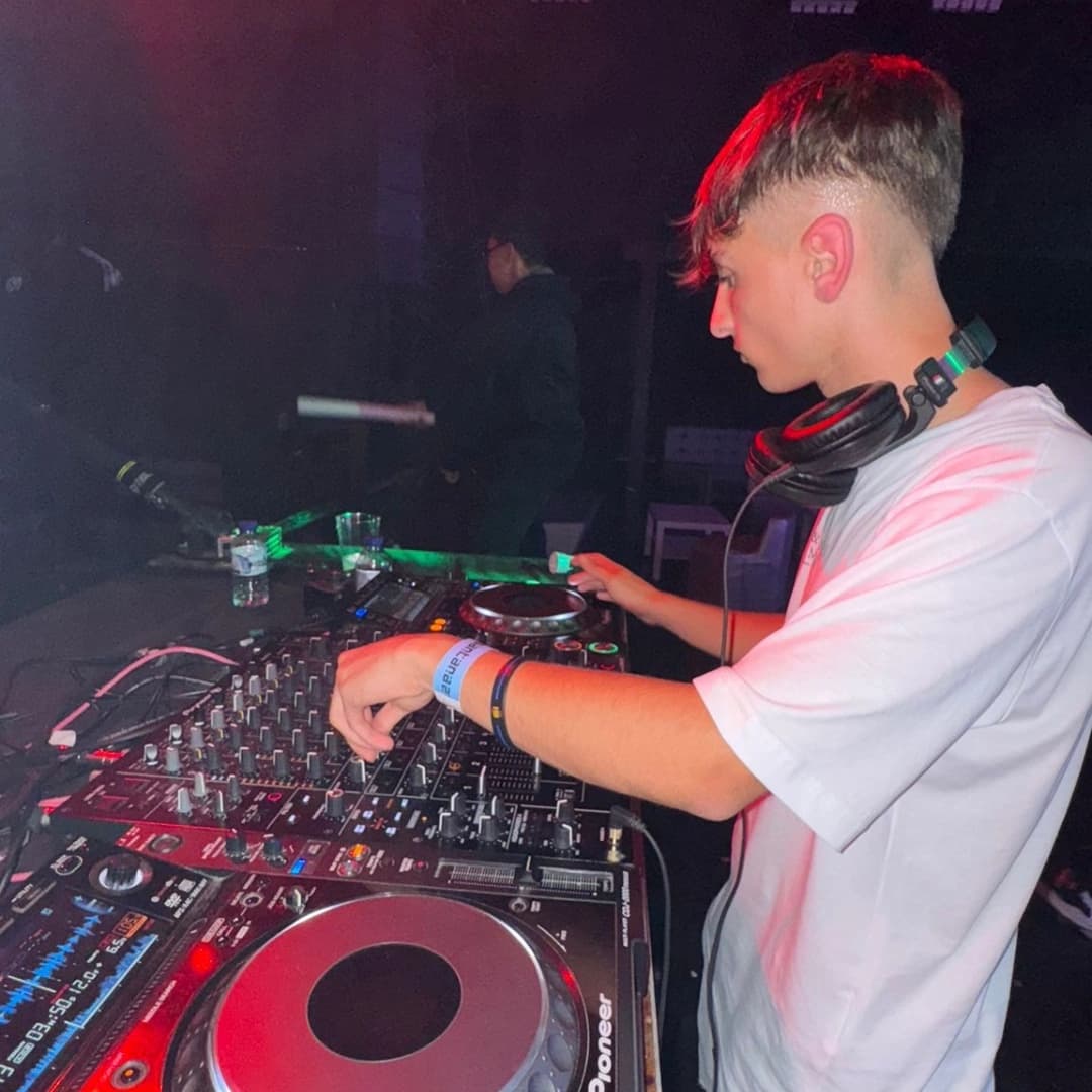 unaisanchezdj — DJ in Bilbao