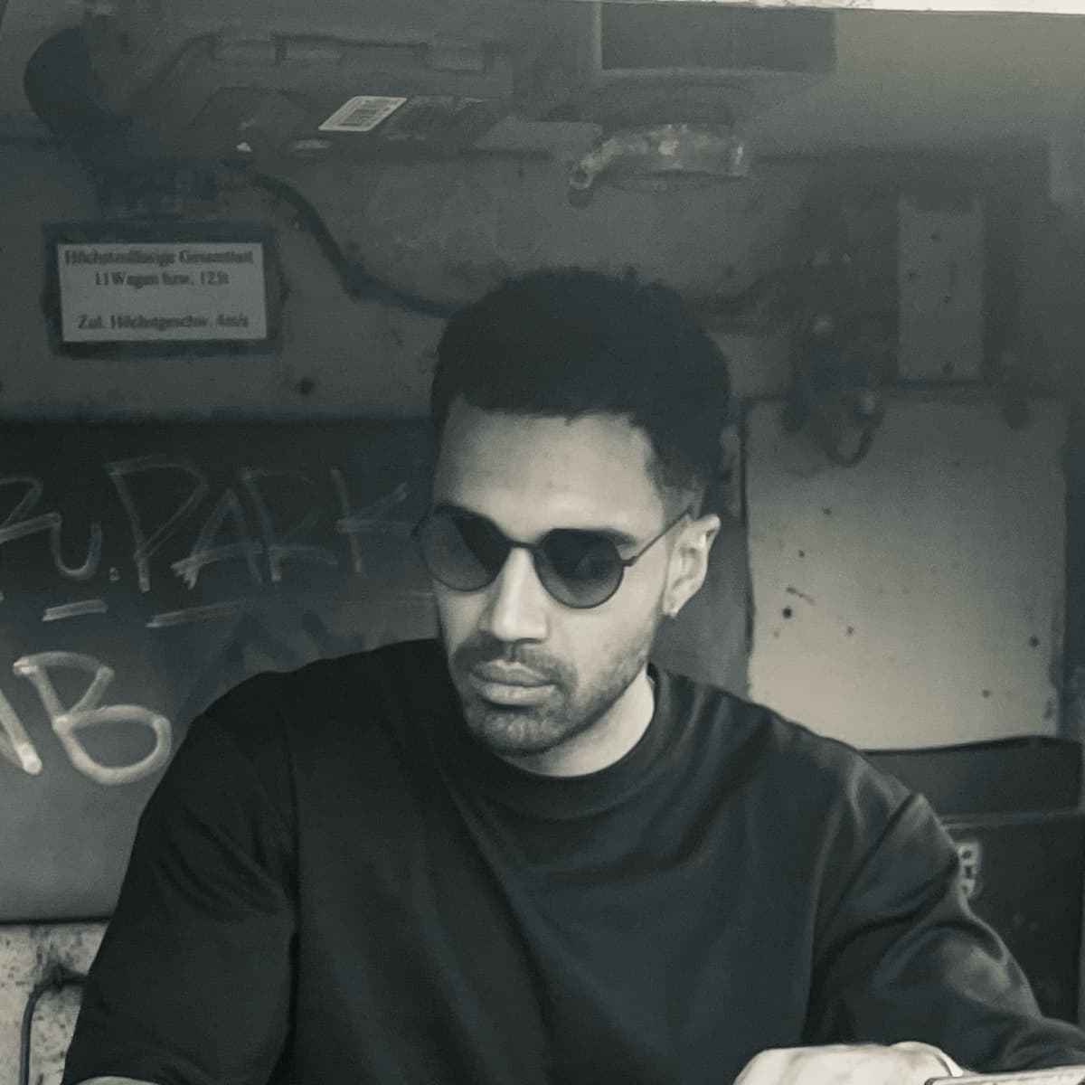 Rayjohnson — DJ in Paris