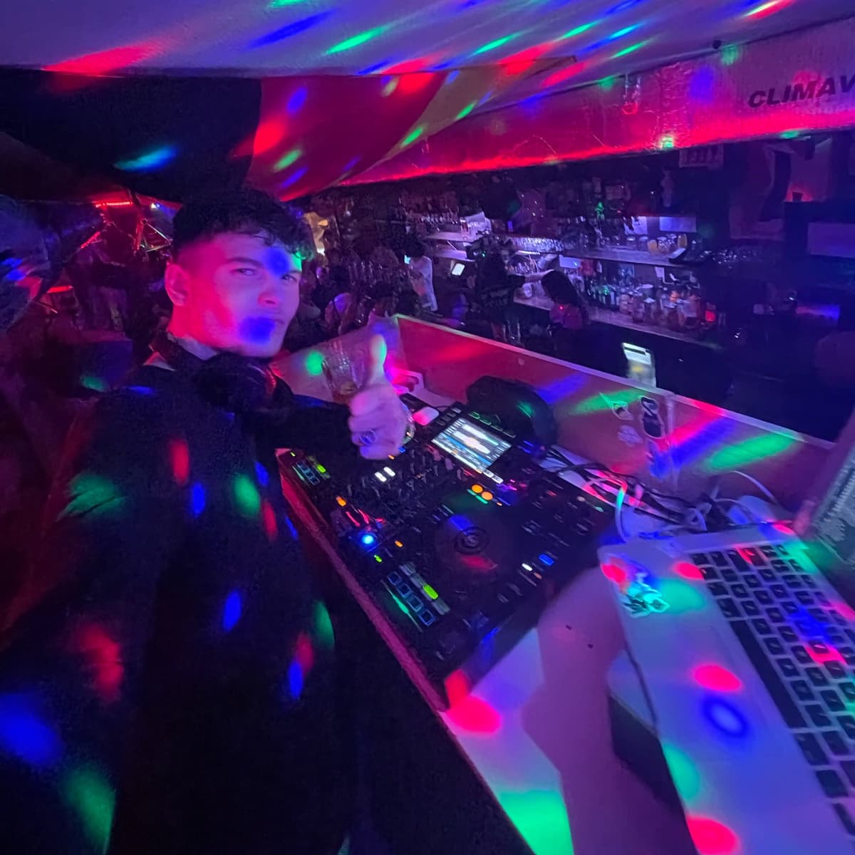 Dj MH — DJ in Paris