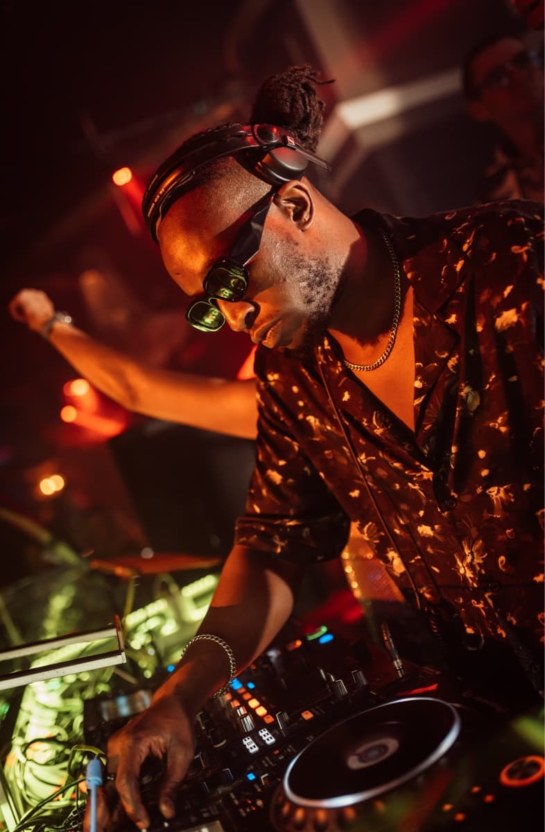OneThabs — DJ in London