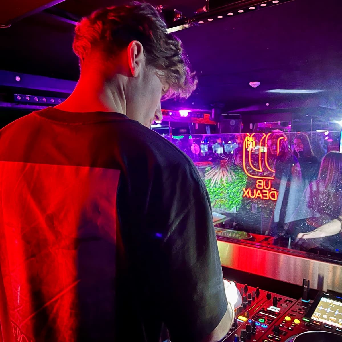 BODDEN — DJ in Biarritz
