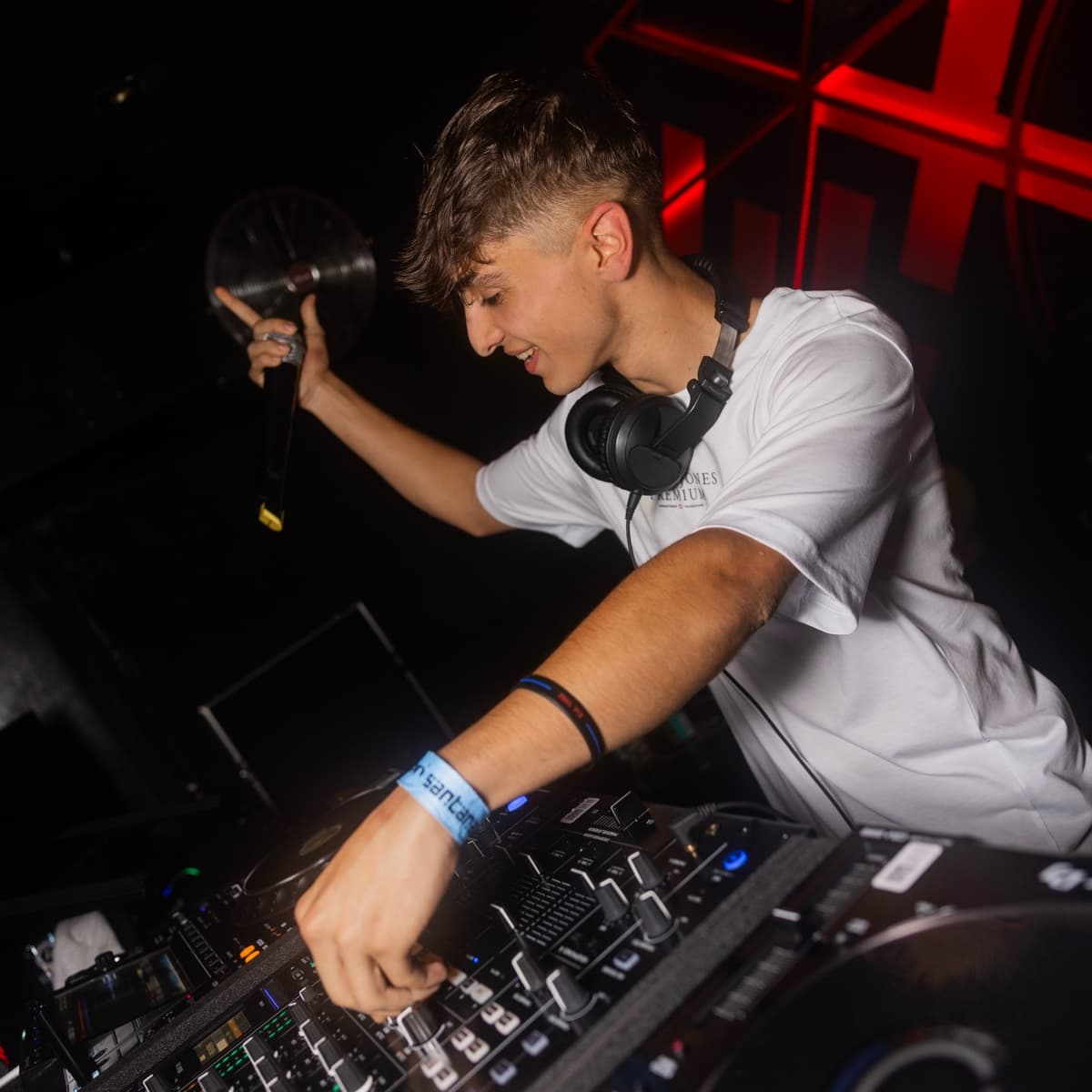 unaisanchezdj — DJ in Bilbao