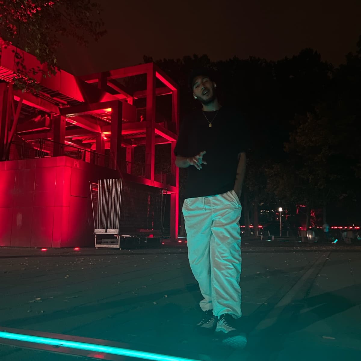 8Chvp — DJ in Paris