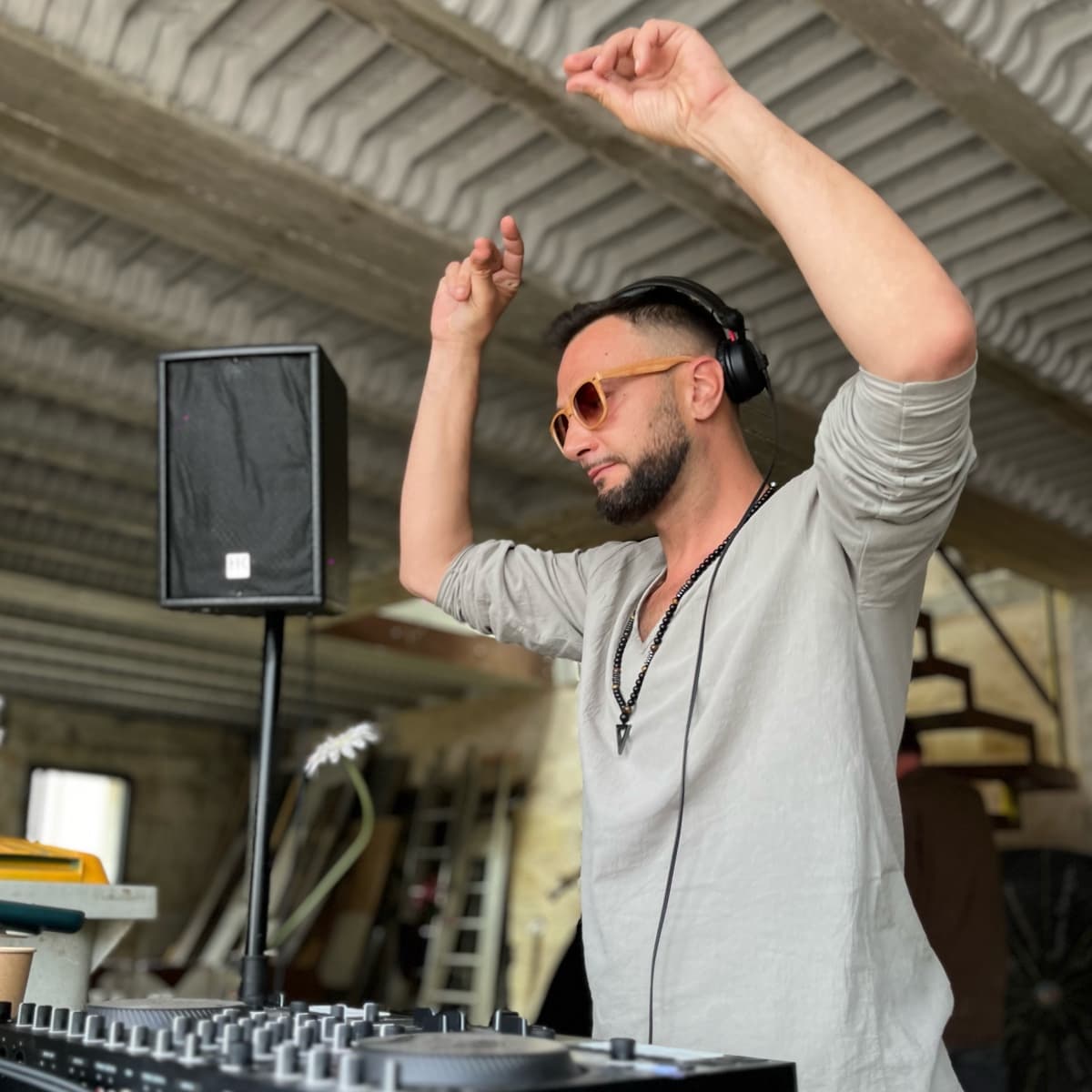 Dirawonga — DJ in Bergerac
