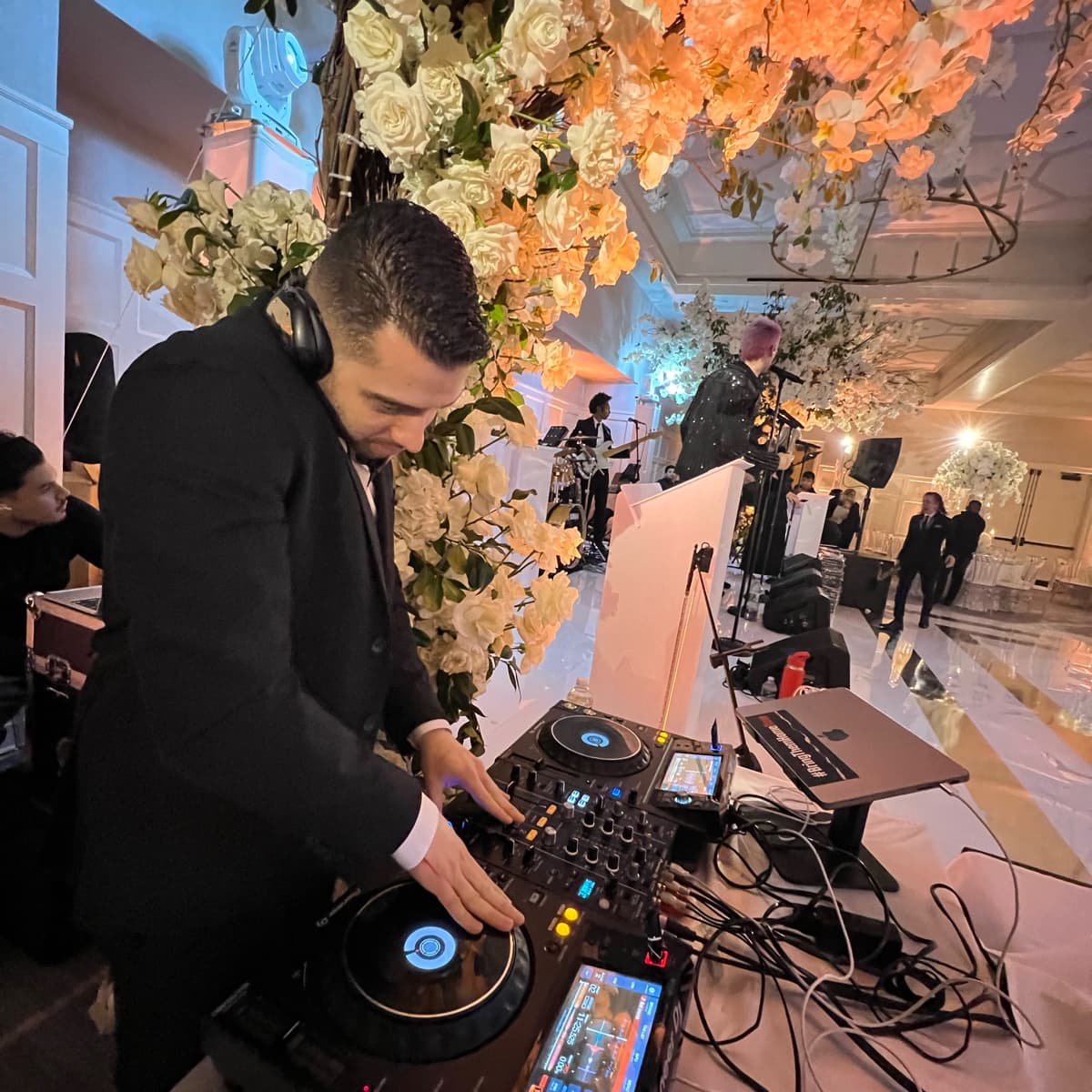 Barz — DJ in New York City