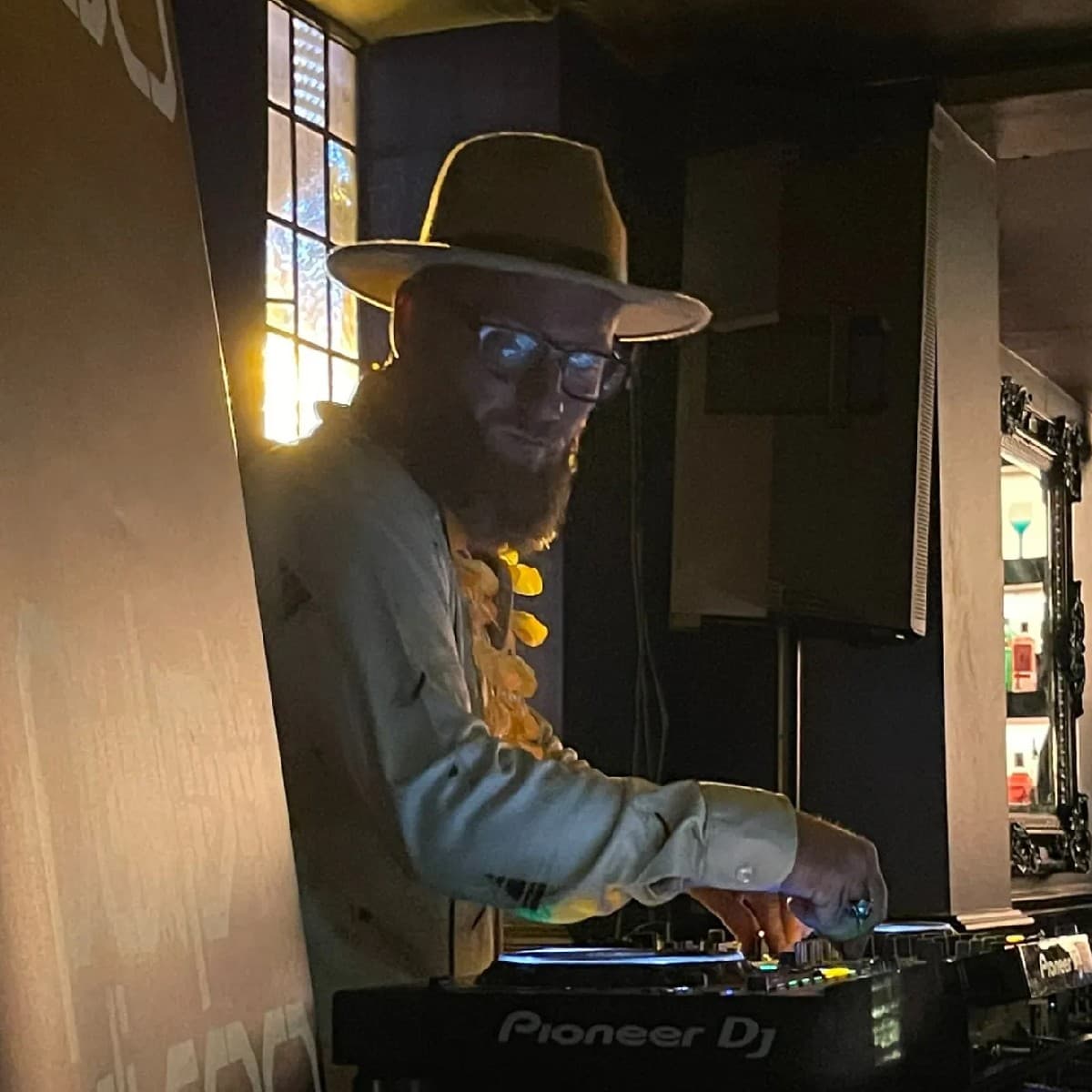 Neil willis — DJ in Chester