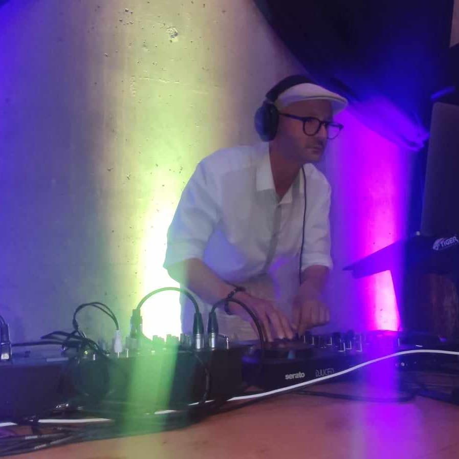 Rnud. — DJ in Rouziers-de-Touraine