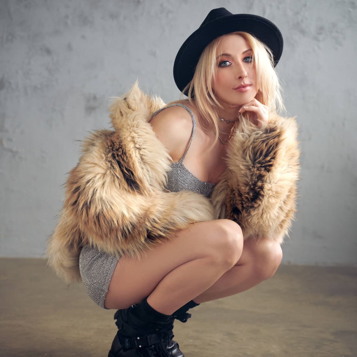 DJ Eily M — DJ in London
