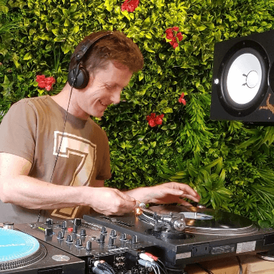 Goran.K — DJ in Bordeaux