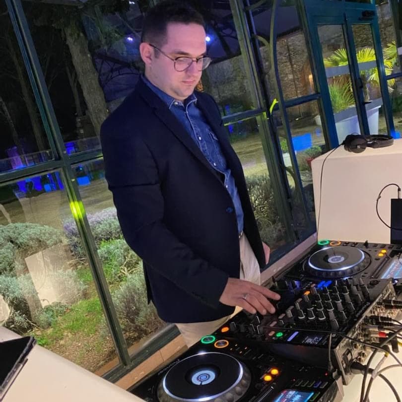 Julien — DJ in Rennes