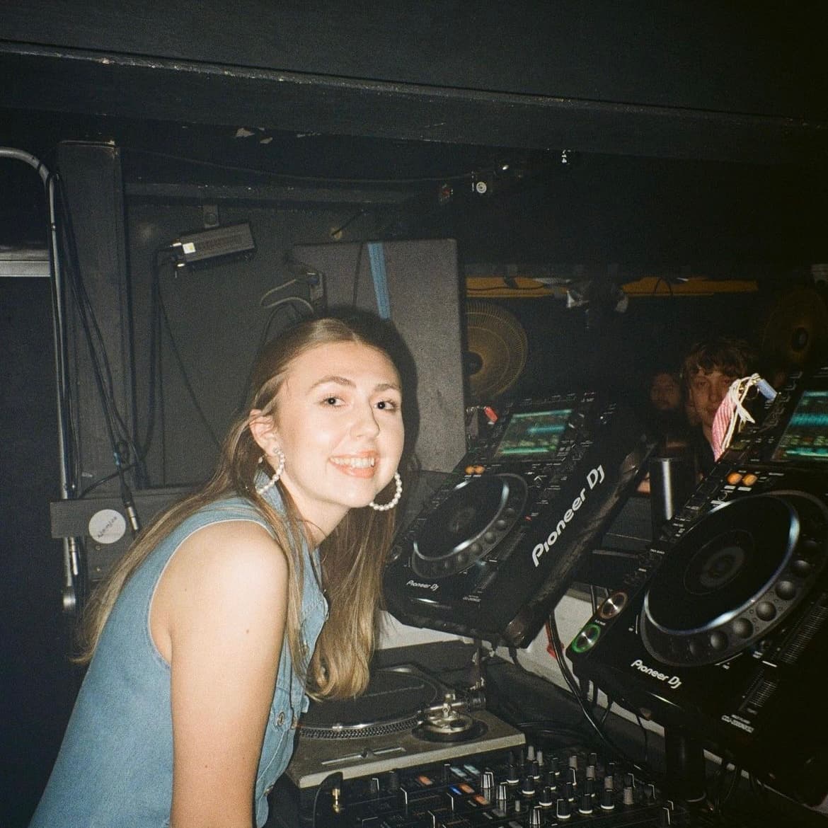 Lils (UOL) — DJ in Liverpool