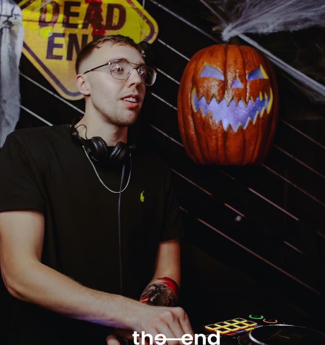 Connor De-vine — DJ in Bradford