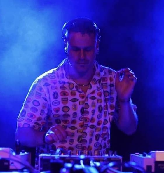 Double L — DJ in London
