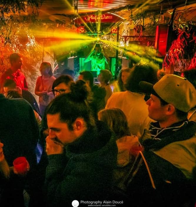 Plug And Dance — DJ in Grenoble