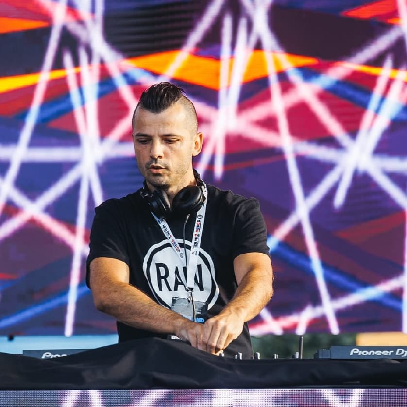 Erwin Rasel — DJ in Reading