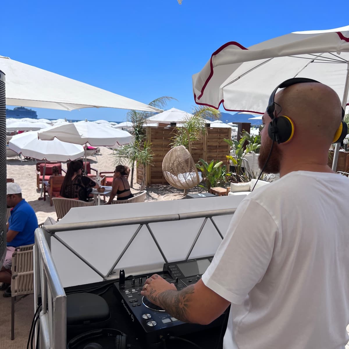 KEVIN ABERLENC — DJ in Nîmes