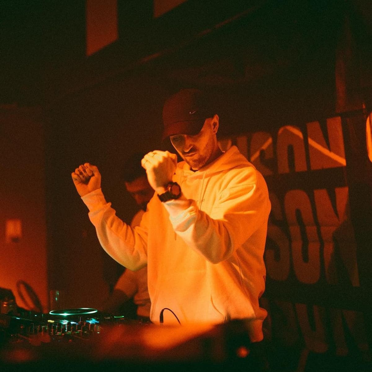 Paulskye — DJ in Paris