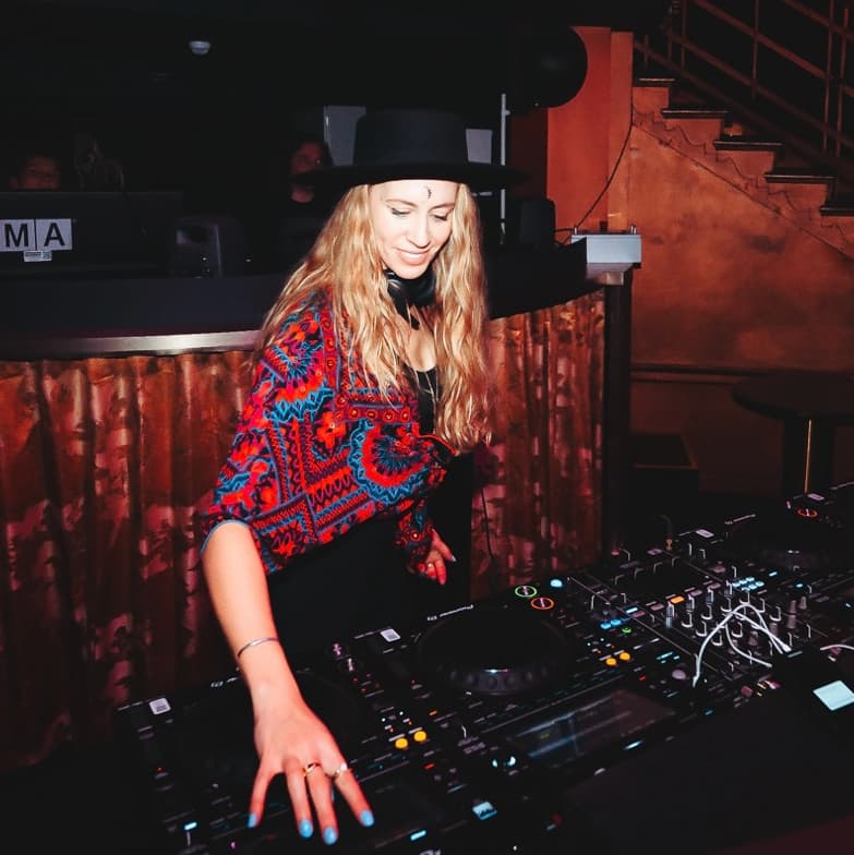KATERINA X — DJ in London