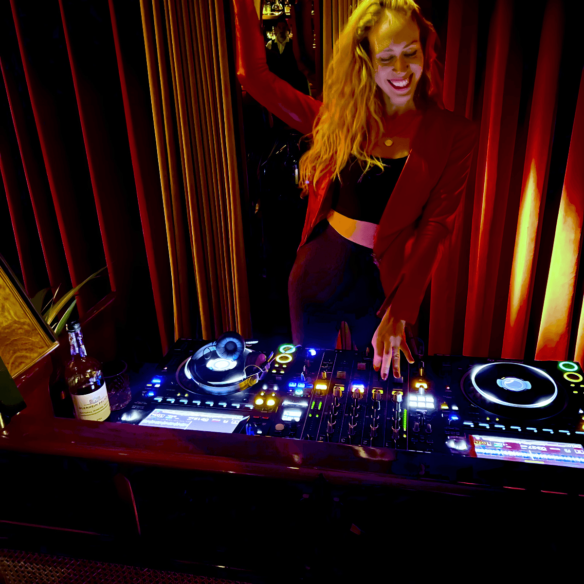 KATERINA X — DJ in London