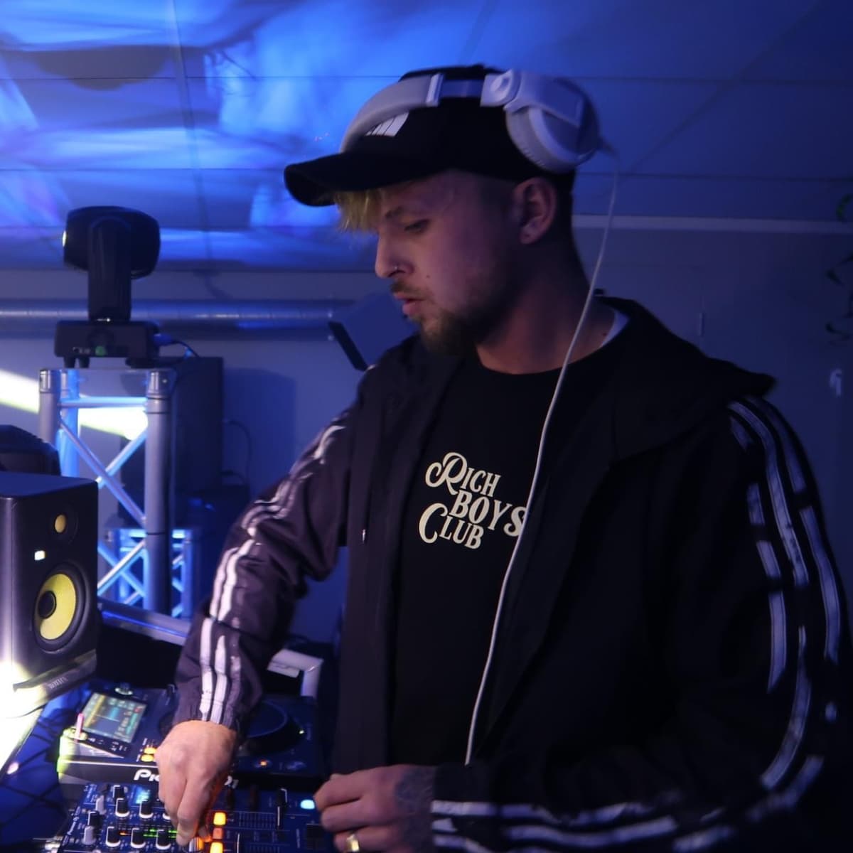 DJ Palmz — DJ in Cornwall